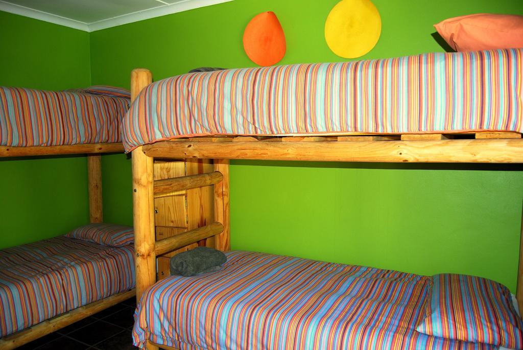 Cape Agulhas Backpackers Hostel Struisbaai Bilik gambar