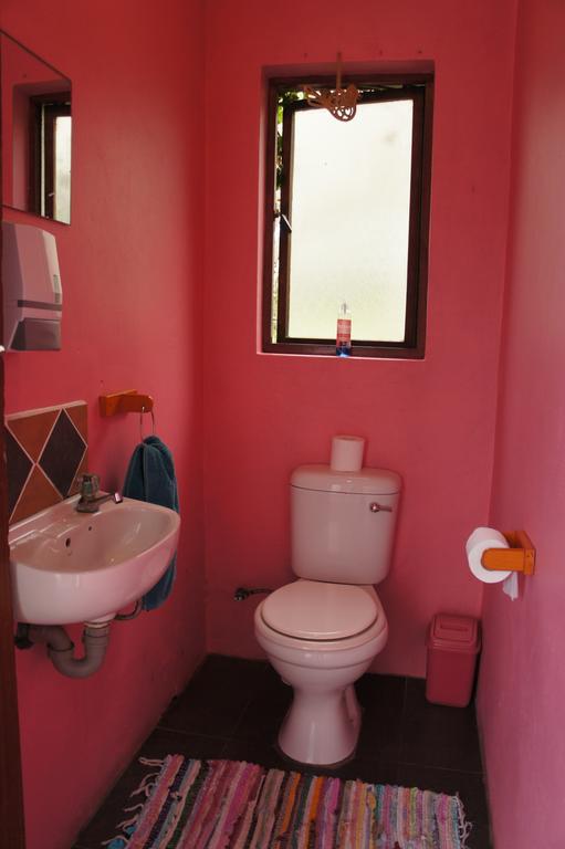 Cape Agulhas Backpackers Hostel Struisbaai Bilik gambar
